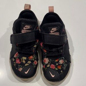 Nike Kids Black Floral Sneakers